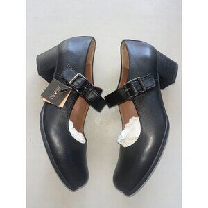Black Heeled Mary Jane Shoes